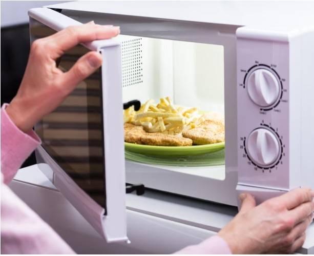 دراسة تكشف: الأغذية المعالجة تسبب سرطان القولون لدى النساء دراسة تكشف: الأغذية المعالجة تسبب سرطان القولون لدى النساء