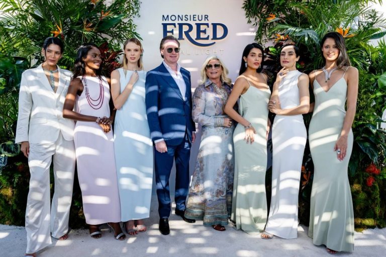 ساعات ومجوهرات
                        مجموعة مجوهرات Monsieur Fred Ideal Light: تكريم الضوء
                        
                            28 تشرين الثاني 2025