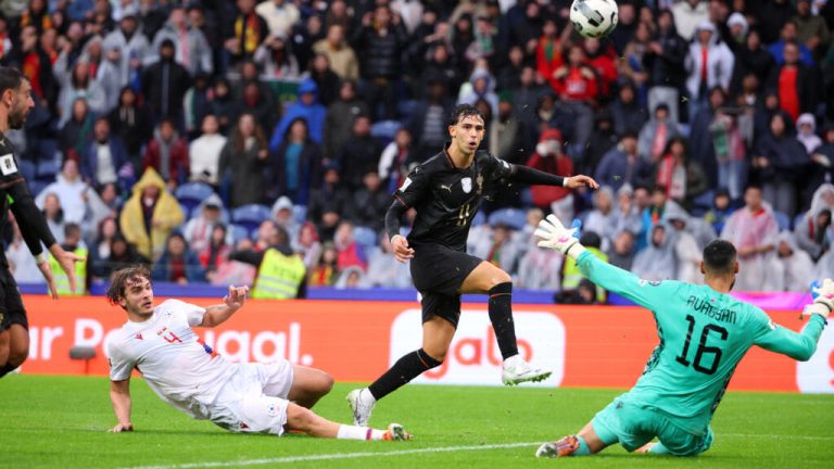 كأس العالم 2026: فوز ساحق للبرتغال على أرمينيا وبدلاء فرنسا يضمنون التأهل بعد هزيمة أذربيجان كأس العالم 2026: فوز ساحق للبرتغال على أرمينيا وبدلاء فرنسا يضمنون التأهل بعد هزيمة أذربيجان