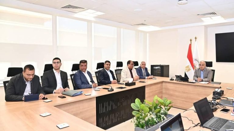 مشروع مصري لاستعادة القدرة الاستيعابية لمجرى نهر النيل