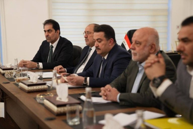 مفاوضات في الظل واجتماع معلن وواشنطن وطهران تراقبان.. من يقود الحكومة المقبلة؟ » وكالة بغداد اليوم الاخبارية