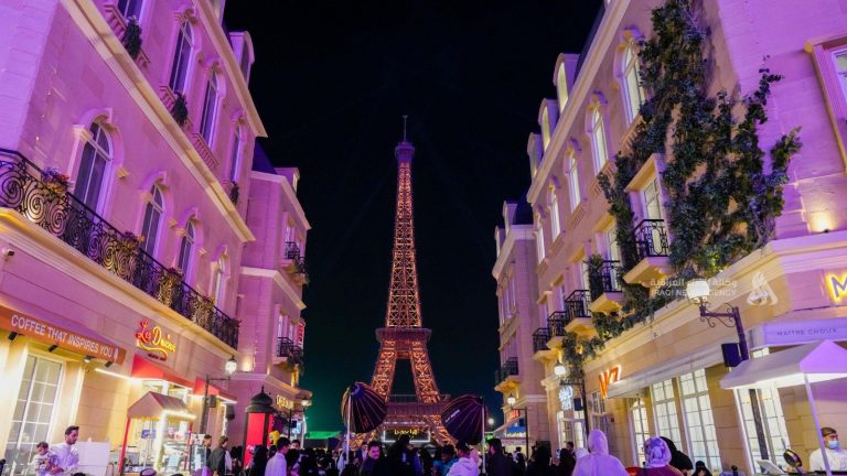 من باريس إلى طوكيو.. (واع) توثق رحلة داخل مدينة لا تنام في موسم الرياض » وكالة الانباء العراقية (واع) من باريس إلى طوكيو.. (واع) توثق رحلة داخل مدينة لا تنام في موسم الرياض