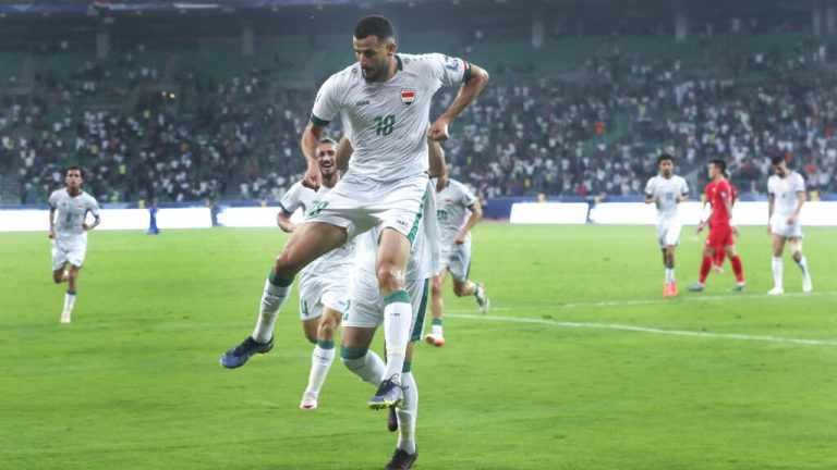 مواجهة ندية بين الإمارات والعراق من أجل مواصلة حلم التأهل لكأس العالم 2026 مواجهة ندية بين الإمارات والعراق من أجل مواصلة حلم التأهل لكأس العالم 2026