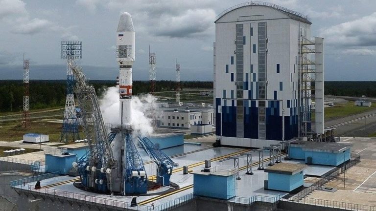 3 أقمار إيرانية إلى الفضاء 28 ديسمبر 3 أقمار إيرانية إلى الفضاء 28 ديسمبر