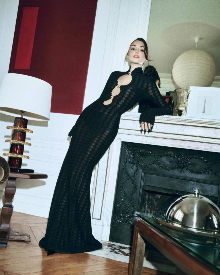 إطلالات النجوم
هاندا أرتشيل تخطف الأنظار بفستان أسود جريء من Nocturne
04 كانون الأول 2025 إطلالات النجوم
هاندا أرتشيل تخطف الأنظار بفستان أسود جريء من Nocturne
04 كانون الأول 2025