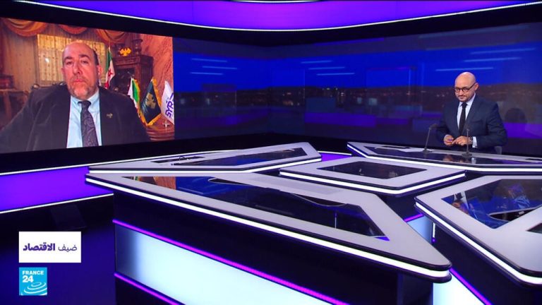 الاقتصاد السوري.. أي حصيلة اقتصادية بعد عام على وصول أحمد الشرع إلى سدة الحكم الاقتصاد السوري.. أي حصيلة اقتصادية بعد عام على وصول أحمد الشرع إلى سدة الحكم