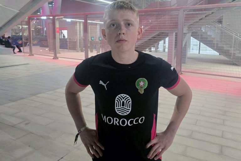 "المغرب غيّر حياتي".. شاب إنجليزي يكشف للجزيرة نت سر تشجيعه أسود الأطلس ودوافع إسلامه | رياضة