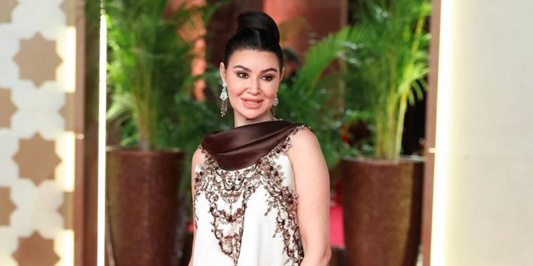 جولة على أحدث إطلالات النجمات بعد الزواج وأروى جودة تتصدر قائمة الأناقة بـ4 فساتين فخمة جولة على أحدث إطلالات النجمات بعد الزواج وأروى جودة تتصدر قائمة الأناقة بـ4 فساتين فخمة