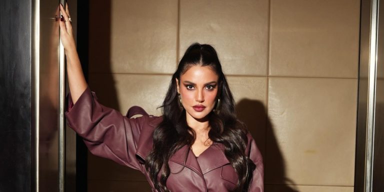 خزانة درة في 2025 مليئة بالإطلالات الكلاسيكية فاعتمدي منها ما يناسبك مع العام الجديد خزانة درة في 2025 مليئة بالإطلالات الكلاسيكية فاعتمدي منها ما يناسبك مع العام الجديد