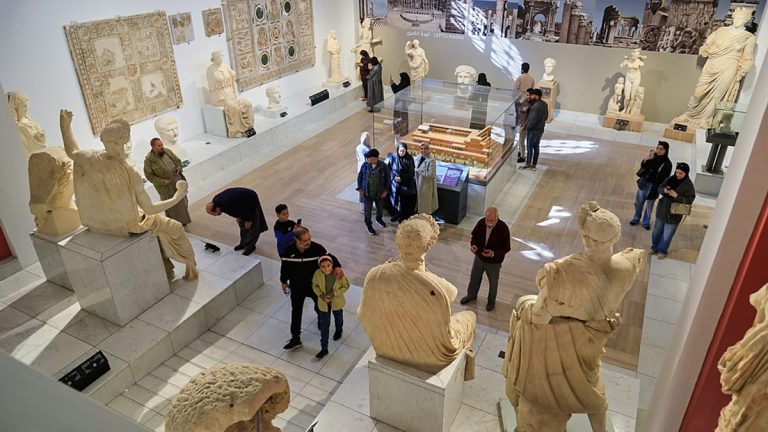 ليبيا تعيد إحياء تراثها.. المتحف الوطني يفتح أبوابه بعد 14 عاماً من إقفاله