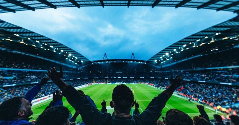 مانشستر سيتي يسجل بالموسم الماضي ثالث أعلى إيرادات في تاريخه اقتصاد الرياضة