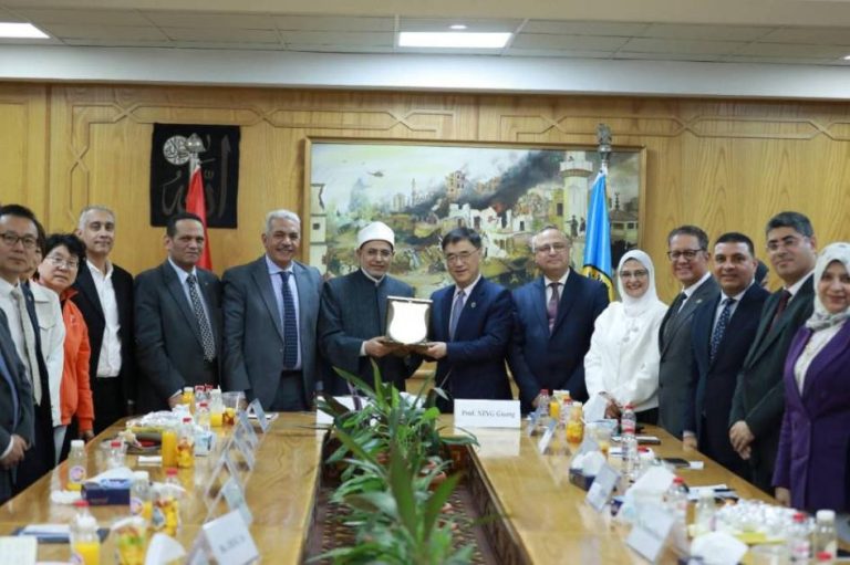 مستشفيات جامعة الأزهر تعالج 5 ملايين مريض سنوياً