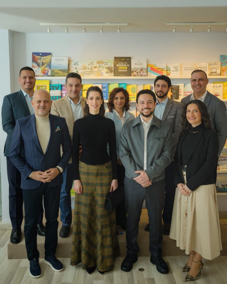 إطلالات المشاهير
                        إطلالة راقية وهادئة للأميرة رجوة الحسين خلال زيارتها الثقافية
                        
                            12 كانون الثاني 2026