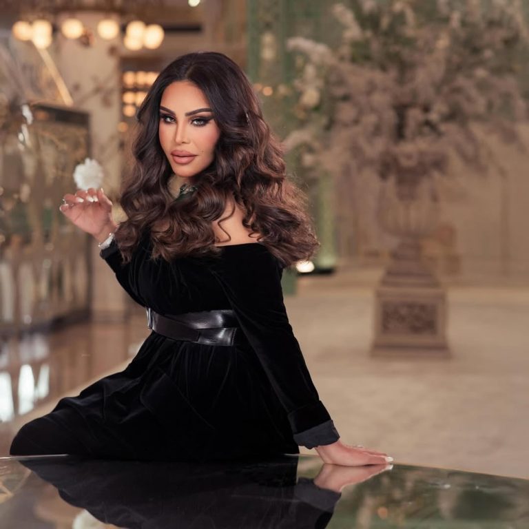 إطلالات النجوم
أحلام الشامسي ترفع سقف الجرأة في أحدث إطلالاتها
10 كانون الثاني 2026 إطلالات النجوم
أحلام الشامسي ترفع سقف الجرأة في أحدث إطلالاتها
10 كانون الثاني 2026