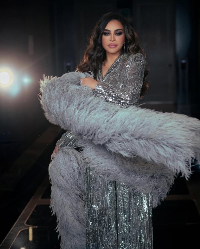 إطلالات النجوم
                        أحلام تلفت الأنظار بصيحة الفرو الفاخرة
                        
                            12 كانون الثاني 2026