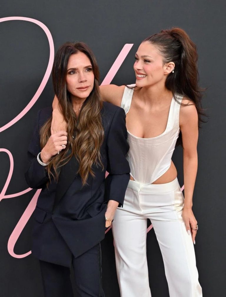 إطلالات النجوم
                        رغم الخلافات... نيكولا بيلتز نسخة عن حماتها فيكتوريا بيكهام في الموضة
                        
                            23 كانون الثاني 2026