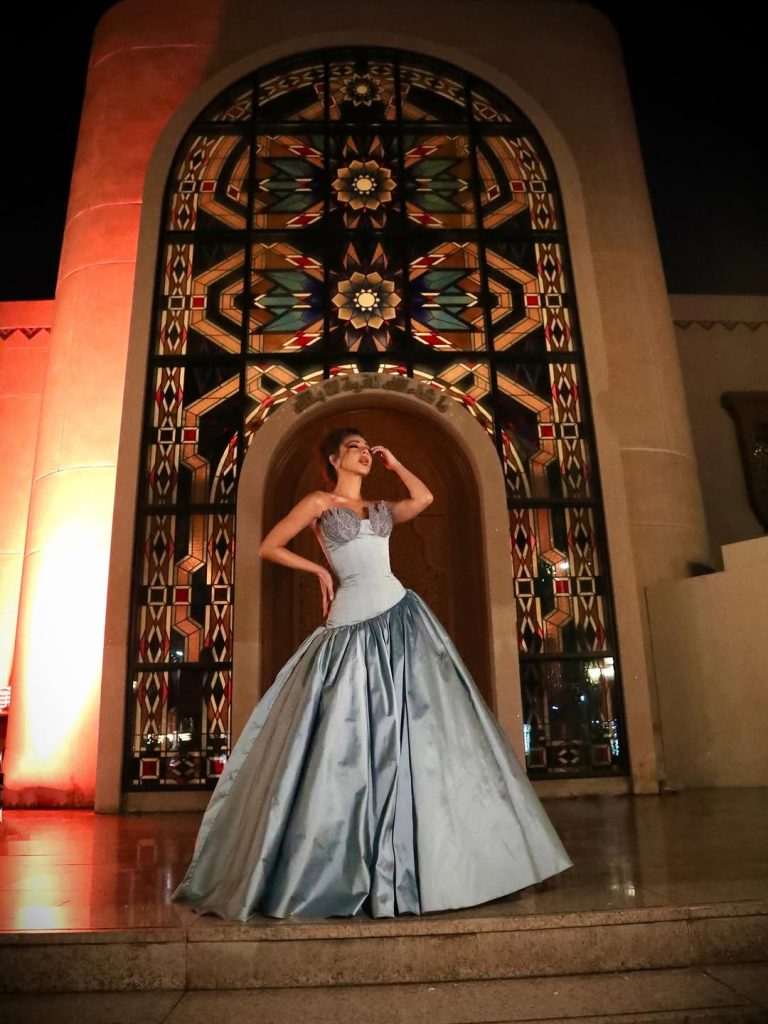 إطلالات النجوم
                        ميريام فارس كالأميرات بفستان دراماتيكي مميّز
                        
                            27 كانون الثاني 2026