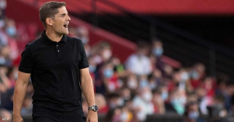 إقالة مدرب إسباني بسبب "Chat GPT".. ماذا حدث؟