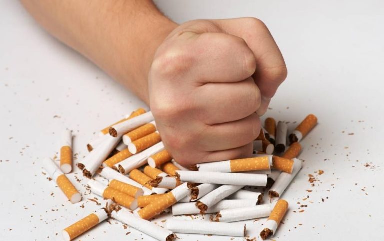 «الليزر».. طريقة جديدة للتخلص من التدخين «الليزر».. طريقة جديدة للتخلص من التدخين