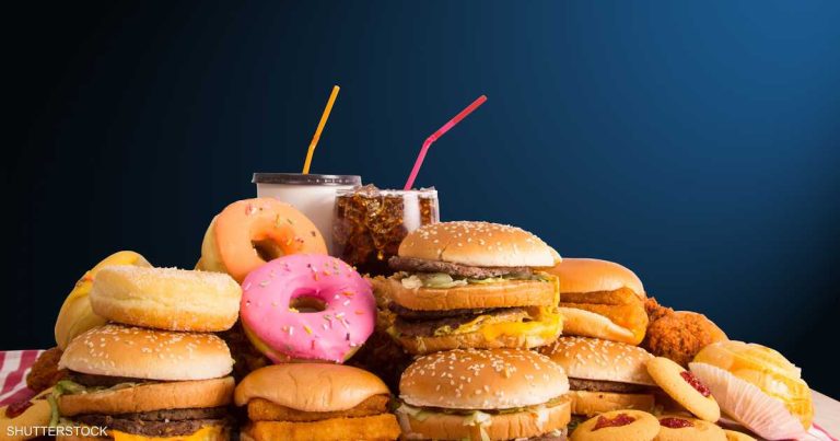 تبدو آمنة لكنها قاتلة ببطء.. أطعمة ومشروبات تهدد صحة القلب