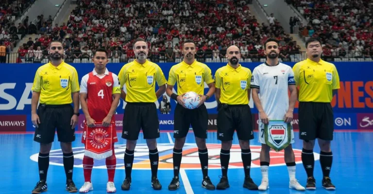 تعادل إيجابي بين العراق واندونيسيا في كأس آسيا لكرة الصالات تعادل إيجابي بين العراق واندونيسيا في كأس آسيا لكرة الصالات