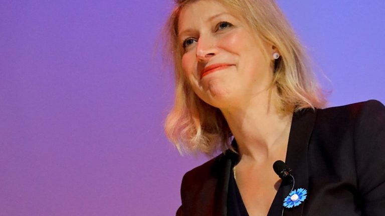 آن كلير ليجندري على رأس معهد العالم العربي بعد استقالة لانغ