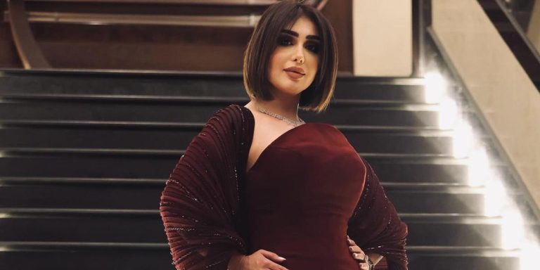 أجمل إطلالات هنادي الكندري خلال رحلة فقدان الوزن.. الأزياء الوقورة شعارها دائمًا أجمل إطلالات هنادي الكندري خلال رحلة فقدان الوزن.. الأزياء الوقورة شعارها دائمًا