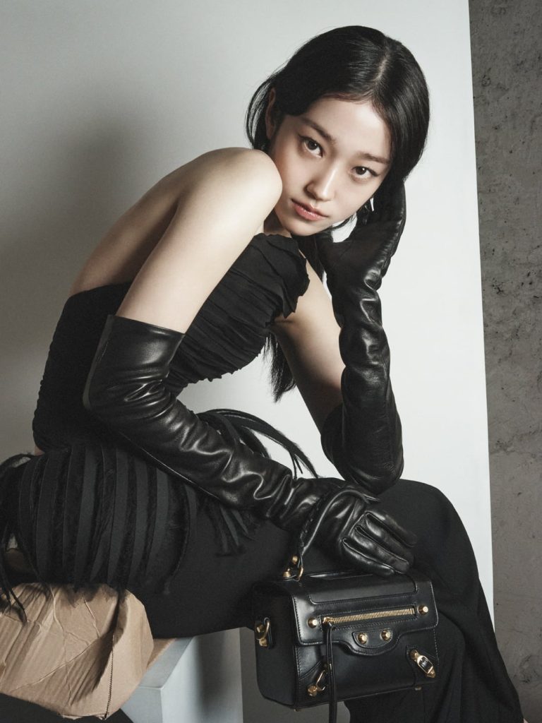 أخبار الموضة
دار Balenciaga تطلق حملة مبهرة مع سفراء جدد
18 شباط 2026 أخبار الموضة
دار Balenciaga تطلق حملة مبهرة مع سفراء جدد
18 شباط 2026