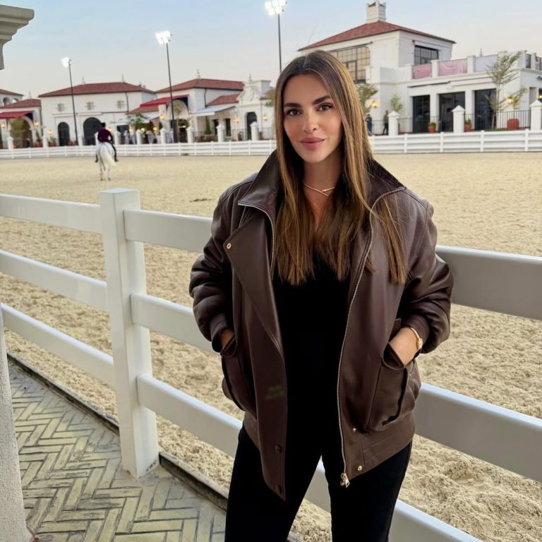 إطلالات المشاهير
زين قطامي تلفت الأنظار بإطلالة كاجوال أنيقة
16 شباط 2026 إطلالات المشاهير
زين قطامي تلفت الأنظار بإطلالة كاجوال أنيقة
16 شباط 2026