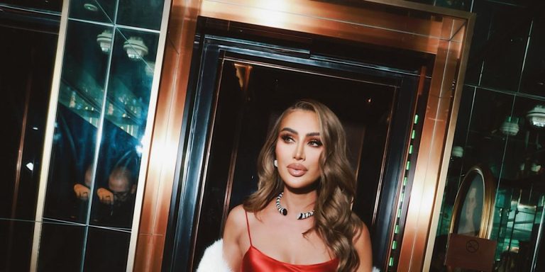 إطلالات مايا دياب باللون الأحمر تلهمك لاختيارات مثالية ورومانسية في عيد الحب.. شاهدي أجملها