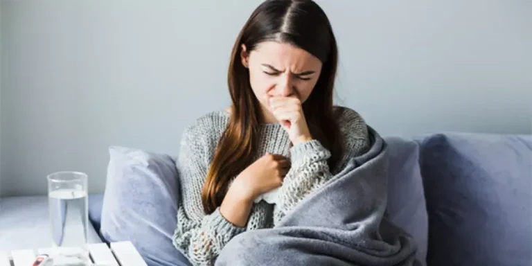 استمرار السعال لأكثر من 3 أسابيع ينذر بمشكلات صحية