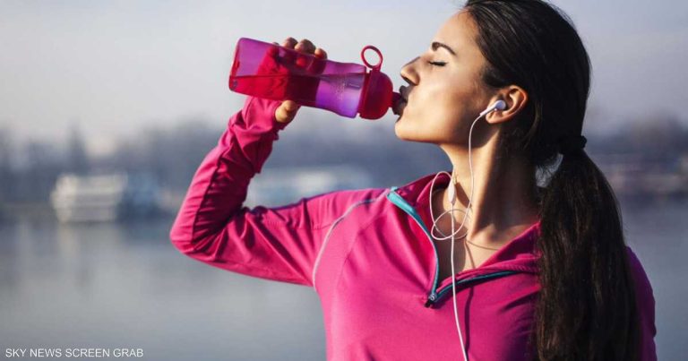 الماء المملح.. فائدة حقيقية أم "صيحة زائفة"؟