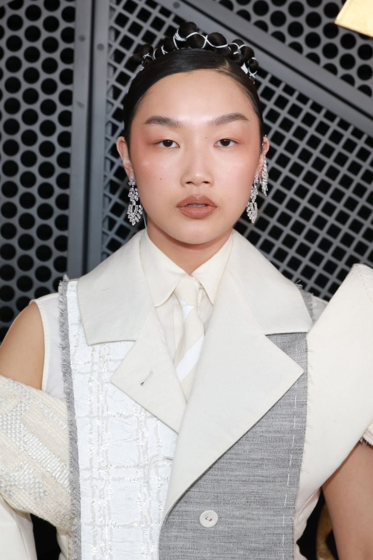 ساعات ومجوهرات
النجمات يتألقن بتصاميم Messika الراقية في حفل جوائز غرامي 2026
02 شباط 2026 ساعات ومجوهرات
النجمات يتألقن بتصاميم Messika الراقية في حفل جوائز غرامي 2026
02 شباط 2026