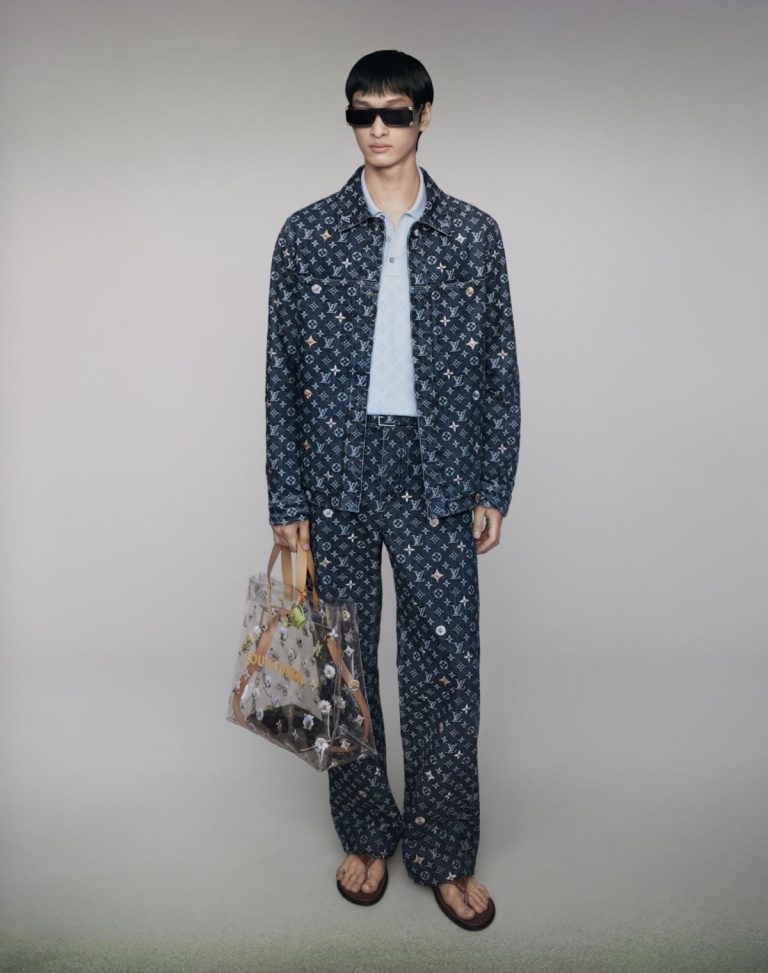 عروض أزياء
                        لويس فويتون لربيع 2026.. دليل حصري لإطلالات الرجال المميزة
                        
                            10 شباط 2026