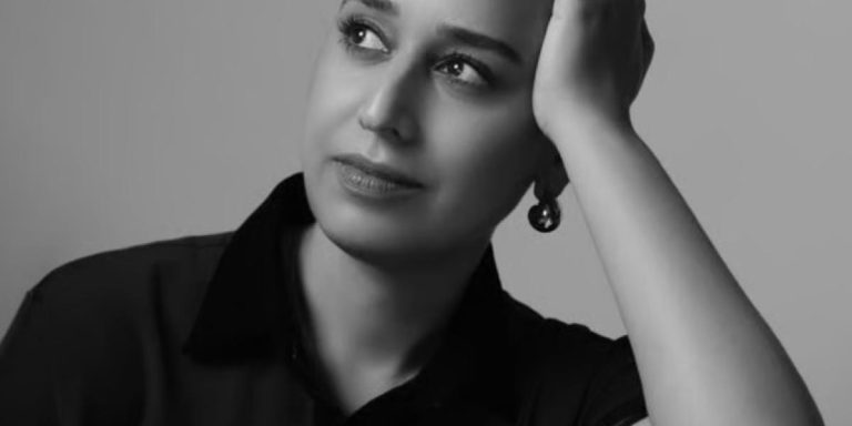 كيف تجمع شهد الشهيل بين الأمومة وبناء علامة Abadia العالمية كيف تجمع شهد الشهيل بين الأمومة وبناء علامة Abadia العالمية