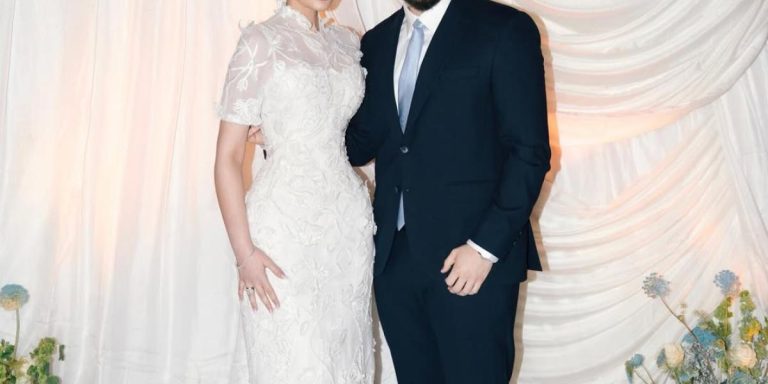 مع إعلان خطوبتها .. كيف تكشف الأزياء عن الجانب الرومانسي في شخصية ملك أحمد زاهر ؟