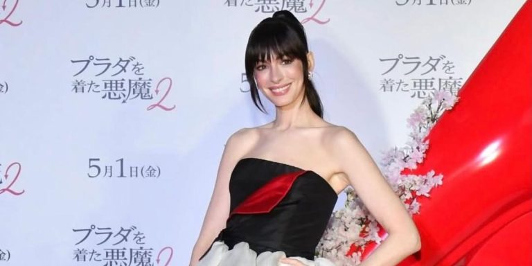 آن هاثاواي تعود بقوة للسينما وتسطر ملامح أناقتها بصيحات متجددة آن هاثاواي تعود بقوة للسينما وتسطر ملامح أناقتها بصيحات متجددة