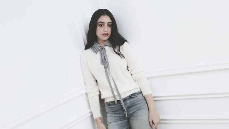 أخبار الموضة
الفنانة ياسمينة العبد سفيرة Dior الجديدة
14 نيسان 2026 أخبار الموضة
الفنانة ياسمينة العبد سفيرة Dior الجديدة
14 نيسان 2026