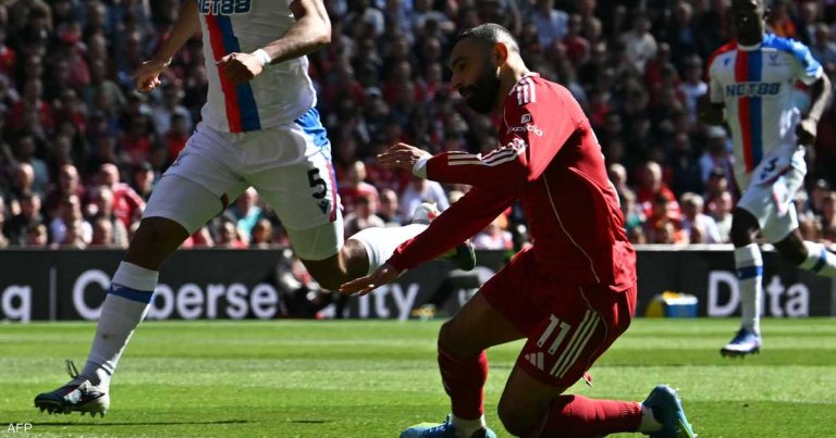 إصابة صلاح.. أول تعليق من منتخب مصر بعد "غموض سلوت"