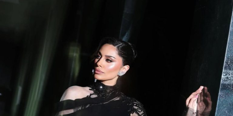 إلهام علي بإطلالة فخمة في عرس بدر محمد عبده.. شاهدوا أجمل أزياء النجمات في حفلات زفاف أبناء المشاهير