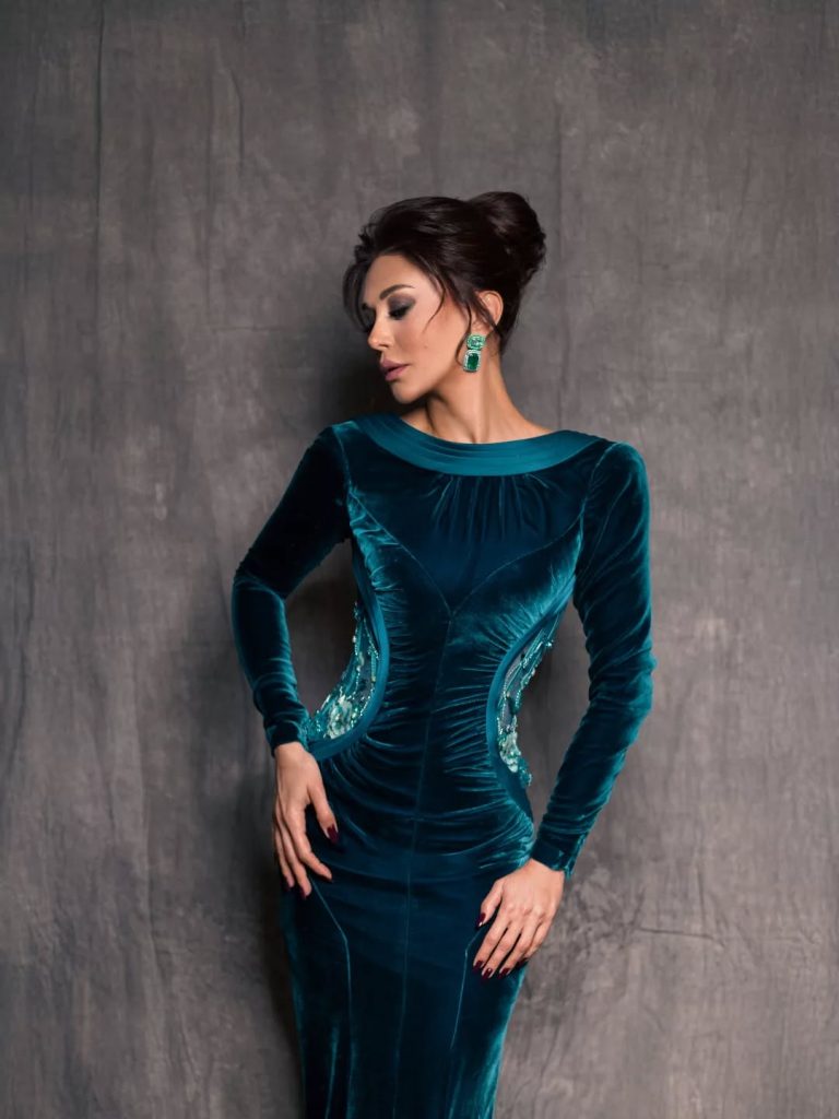 ابن كاريس بشار يلفت الأنظار بوسامته... تعرّفوا إليه (صور)