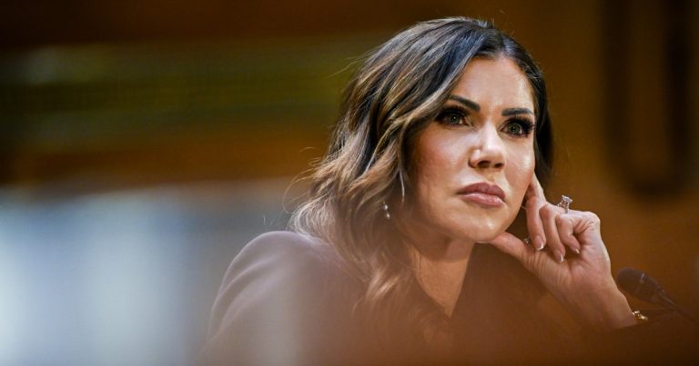 الرجل الذي سرق محفظة نويم في أحد مطاعم العاصمة يحكم عليه بالسجن لمدة 3 سنوات