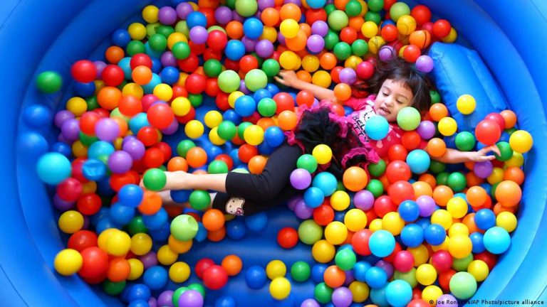 اليوم العالمي للتوحد.. تقدير الاختلاف وإزالة الصور النمطية