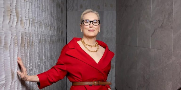 بأسلوب يحاكي شخصيتها في “The Devil Wears Prada 2”.. ميريل ستريب تستعرض أناقتها بقوة وتبهر الجميع بأسلوب يحاكي شخصيتها في "The Devil Wears Prada 2".. ميريل ستريب تستعرض أناقتها بقوة وتبهر الجميع