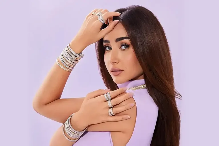 تكشف شركة APM Monaco عن مجموعة Printemps ذات اللون الأرجواني لفصل الربيع