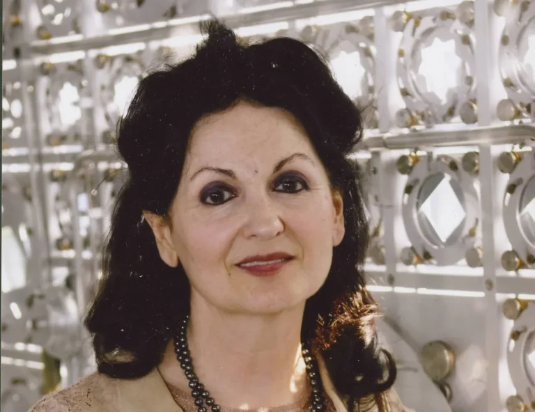 دور نشر فرنسية تفتح أبوابها للكتّاب العرب