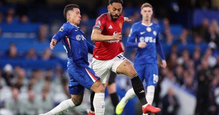 برايتون يصعق توتنهام بتعادل قاتل ويزيد موقفه صعوبة