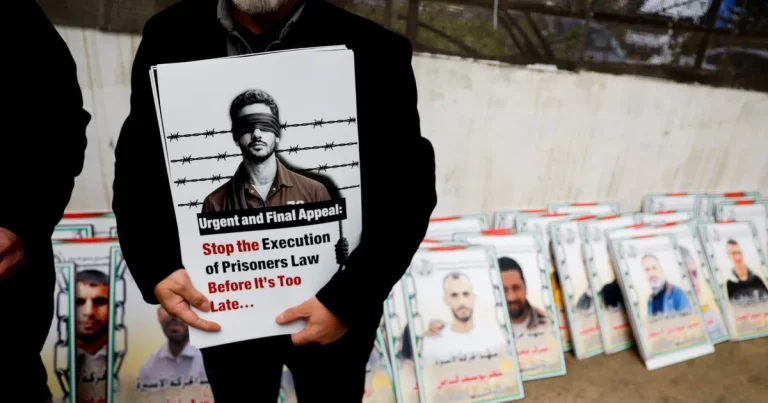 قانون إعدام الأسرى يحدث صدمة كبيرة في الشارع الفلسطيني