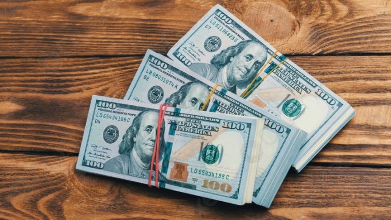 قيود الدولار تربك الأسواق.. خبير يحذر من ضغوط على الأسعار والاستيراد في العراق » وكالة بغداد اليوم الاخبارية