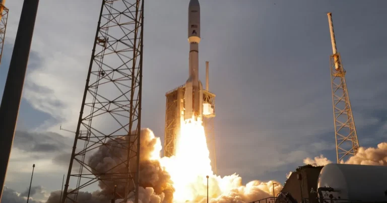 لمنافسة "سبيس إكس": أمازون تسعى للاستحواذ على Globalstar